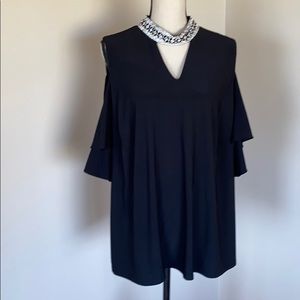 Roz & Ali cold shoulder top